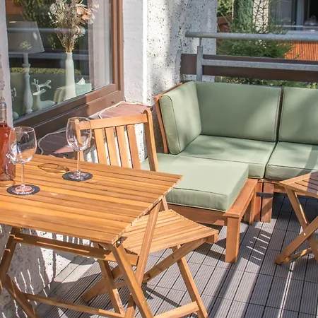 Kleene Auszeit شقة جوسلار